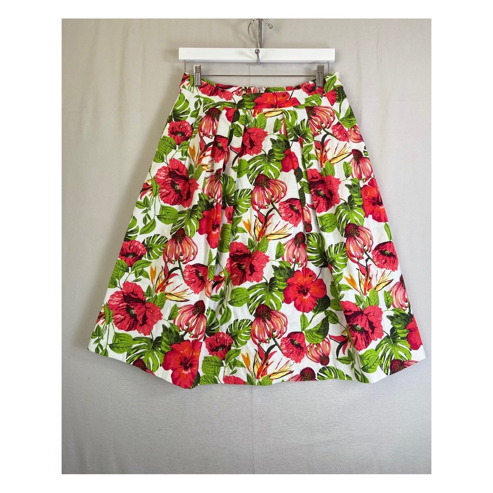 Eva Mendes New York & Company Floral A-Line Skirt Red Hibiscus Tropical size M?